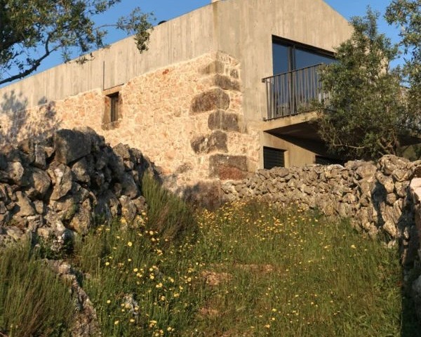Vivienda unifamiliar en Portugal